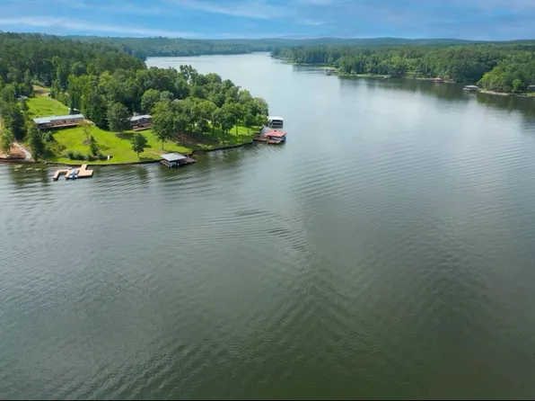 820 Shagbark Pointe Dr, Sparta, GA 31087