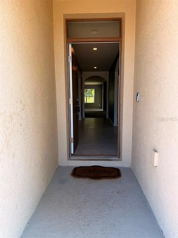 3 bed, 2.0 bath, 1690 sqft, $1,900 — Photo 4