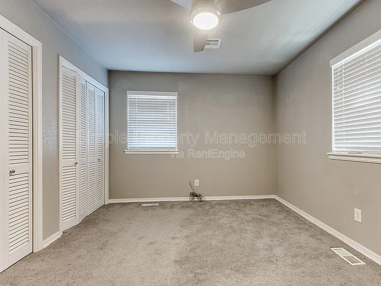 4136 NW 61st Ter — Photo 31