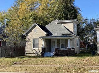 705 S 20th St, Murphysboro, IL