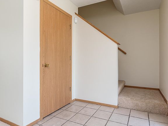 4th image of 5971 Whispering Way