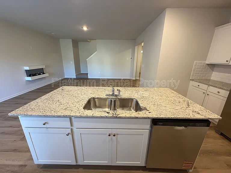 46 Rustin Rdg — Photo 7