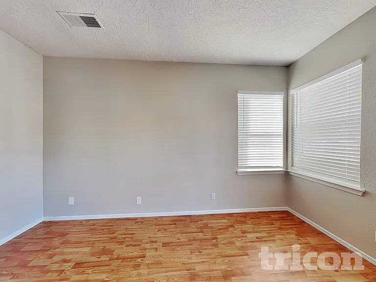 8009 Rancho Dorado Ct NW — Photo 6