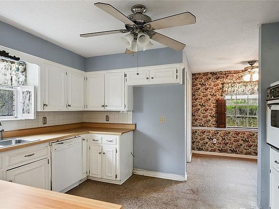 4th image of 338 Brett Dr