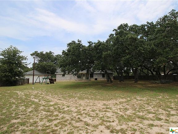 4th image of 1203 Eagle Creek Dr