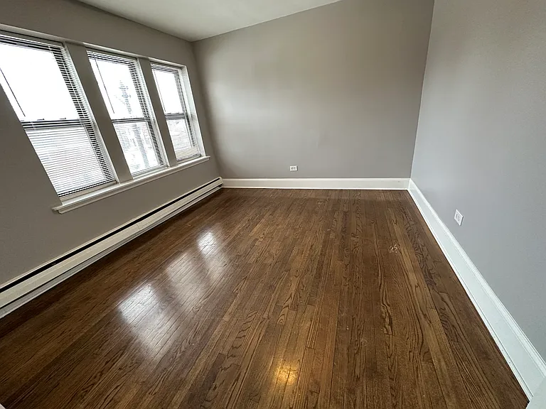 443 W 75th St #2 — Photo 2