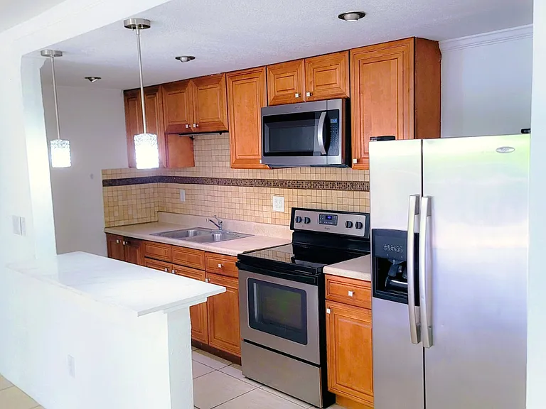 4650 NW 79th Ave #2H — Photo 5