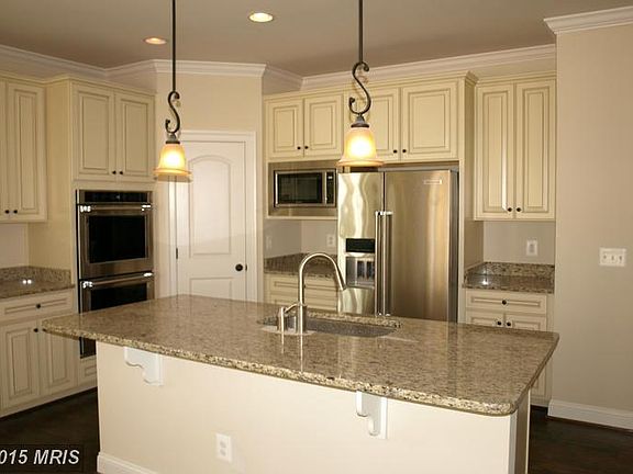 5th image of 3674 Dockside Dr