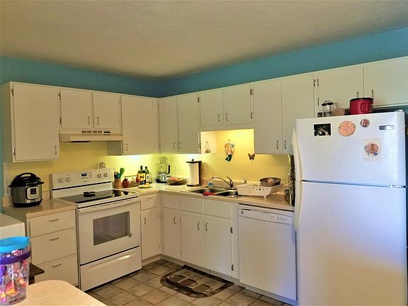 3rd image of 5219 Eaglesnest Dr Unit 60