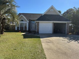 58 North St, Mary Esther, FL 32569