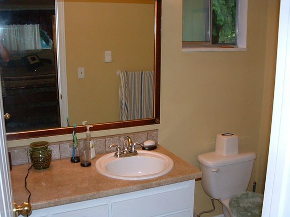 4th image of 4622 188th St SW