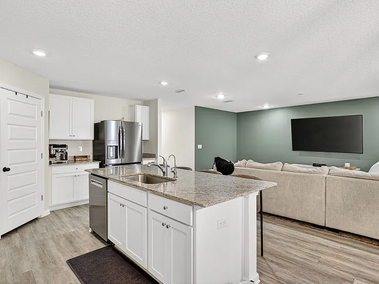 255 Eunola Ln — Photo 10