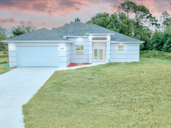 3005 E 7th St, Lehigh Acres, FL 33972