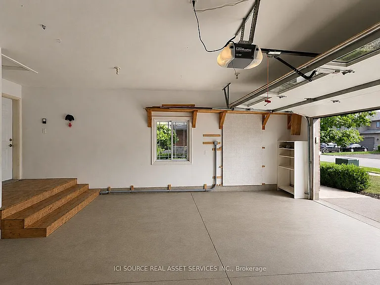 6 Aspen Dr #1 — Photo 3