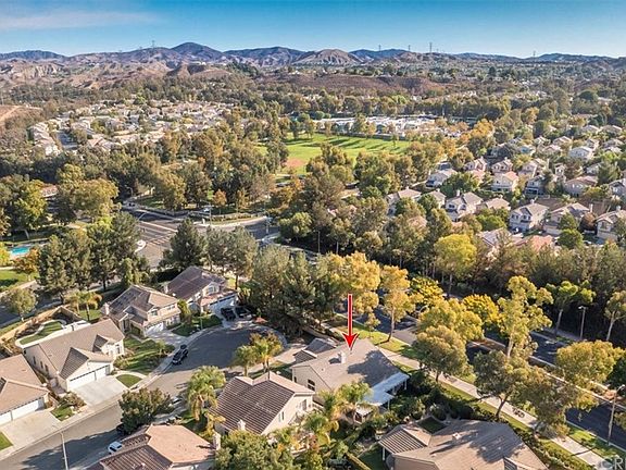 3rd image of 23602 Ashwood Pl