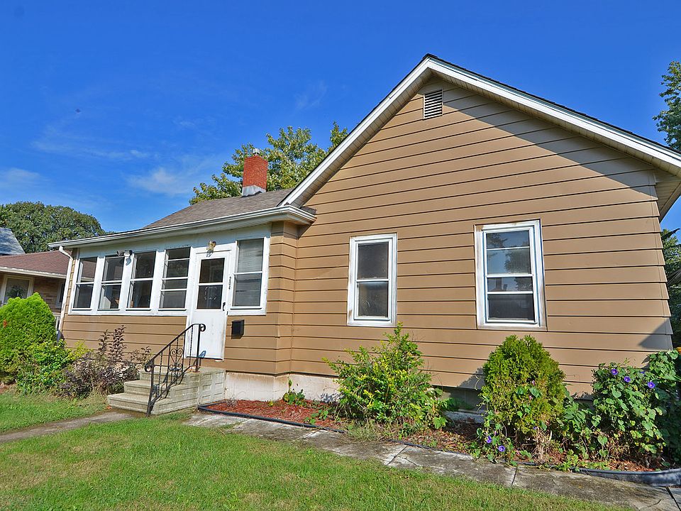 1st image of 204 W Larue St