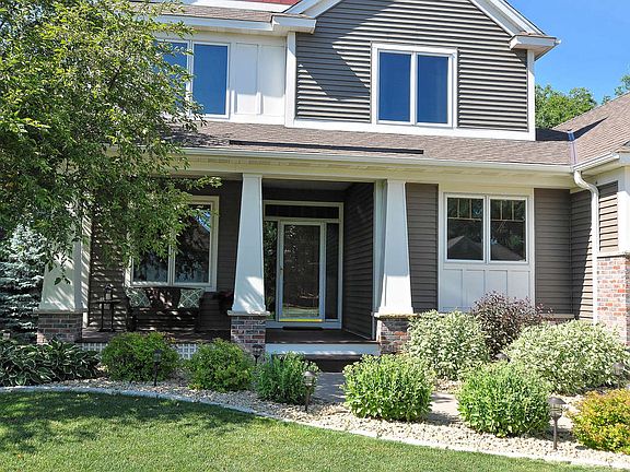 3rd image of 2307 Iverson Ct