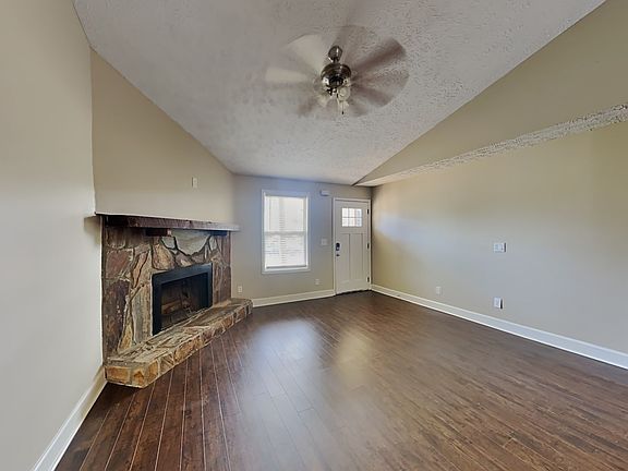 3rd image of 144 Apple Valley Dr