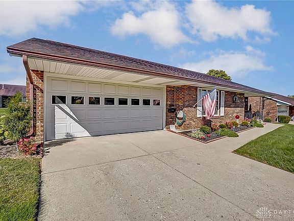 3rd image of 1134 Bradford Dr