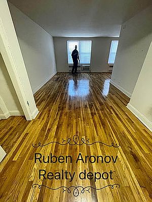 3rd image of 16201 Highland Ave #5N