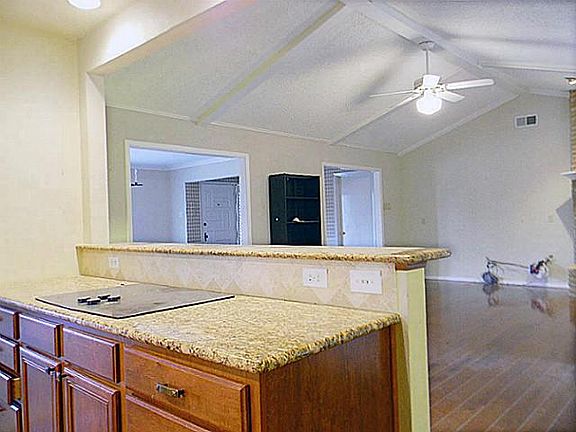 5th image of 4222 Nashwood Ln
