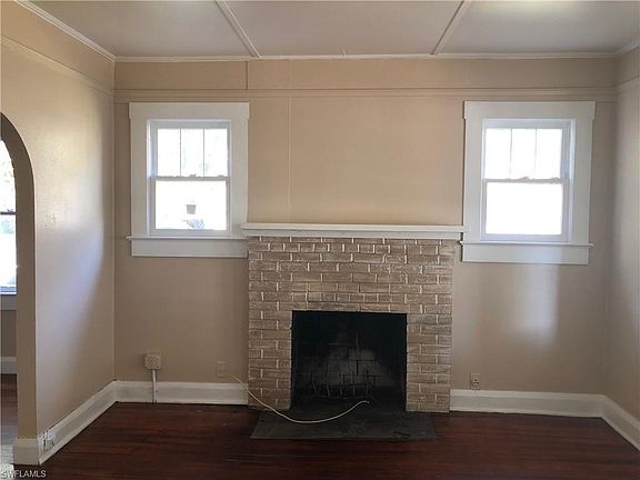 4th image of 3491 Edgewood Ave