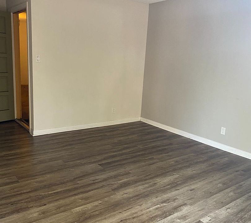 1st image of 9725 Charnock Ave APT 8