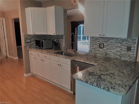 4th image of 1505 SE 19th Ln