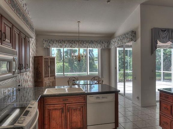 5th image of 1148 Highland Greens Dr