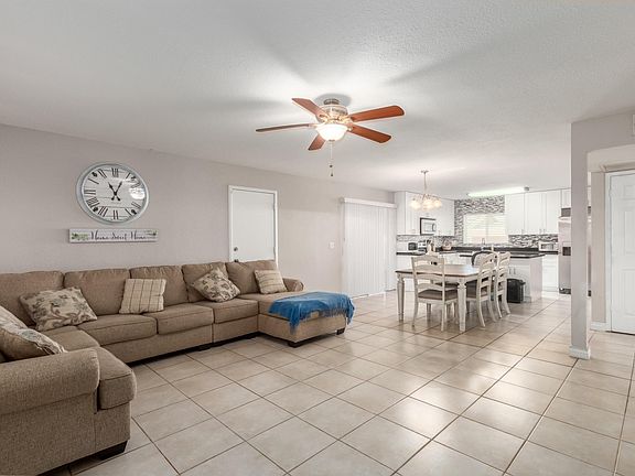 4th image of 5706 W Virginia Ave