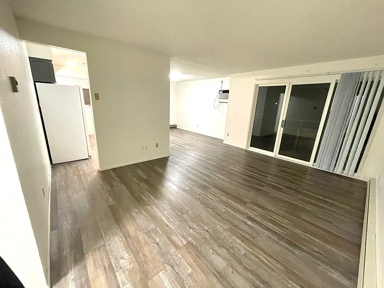 1004 S East St #3 — Photo 5
