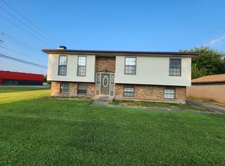 1700 Cimmaron Trl, Louisville, KY 40223