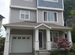 6010 29th Ave SW, Seattle, WA 98126