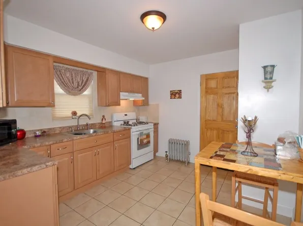 14 N 9th St, Hawthorne, NJ 07506