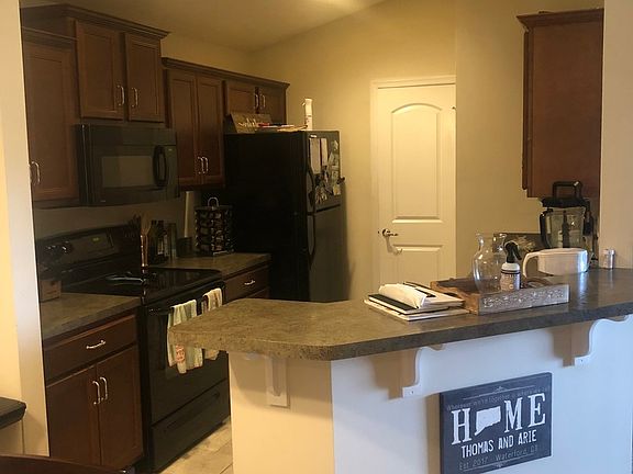 4th image of 100 Capstone Dr Unit 305