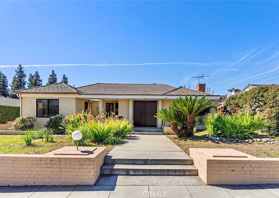 1st image of 821 Novelda Rd