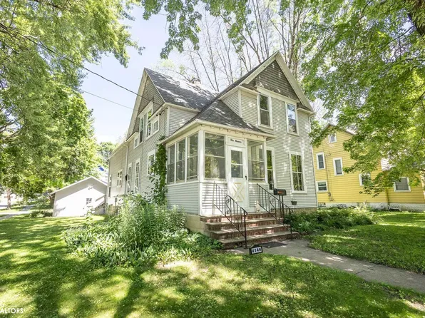 414 N 3rd St, Clear Lake, IA 50428