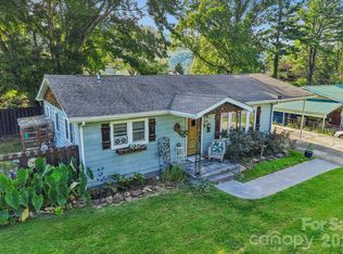 550 Lickstone Rd, Waynesville, NC 28786