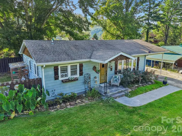 550 Lickstone Rd, Waynesville, NC 28786