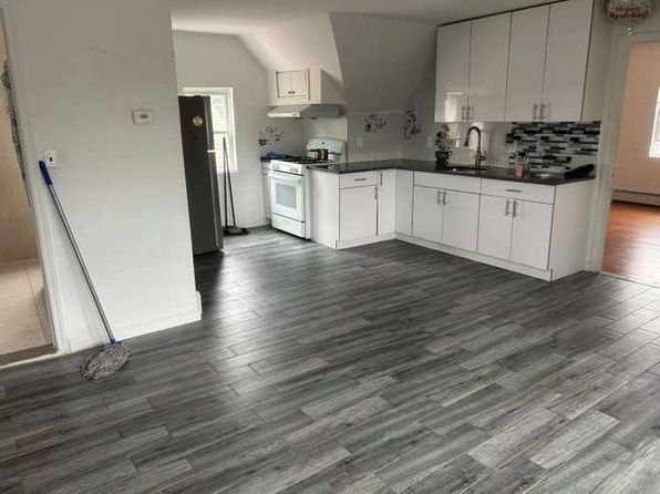 9-36 College Point Blvd #3