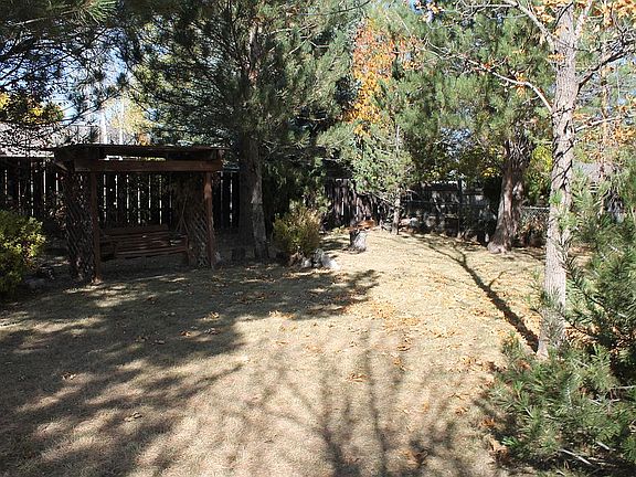 5th image of 413 Deer Dr
