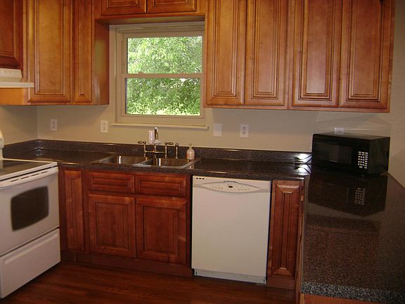 5th image of 145 Woody Meadow Dr