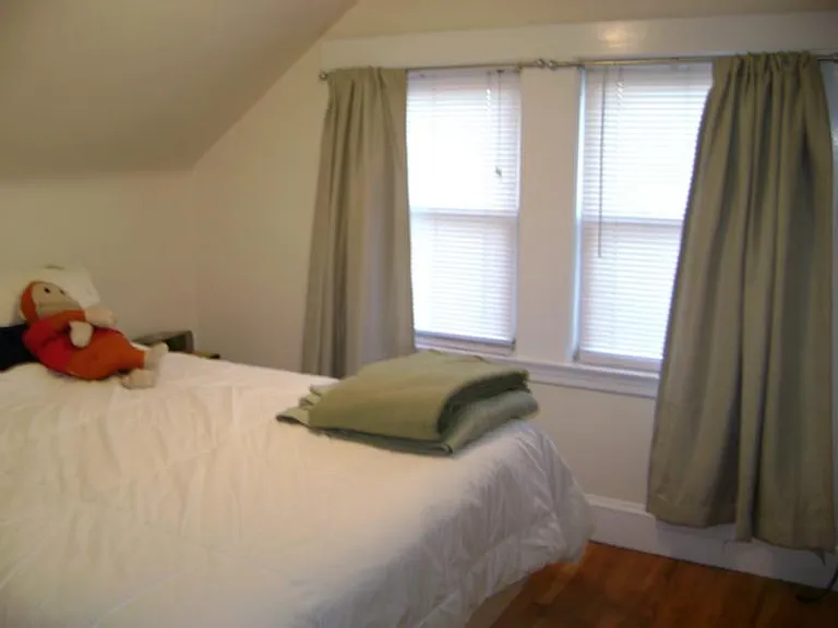 Hillcrest Cir — Photo 11