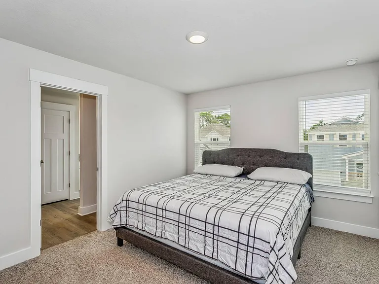 7888 Evening Glow Dr — Photo 16