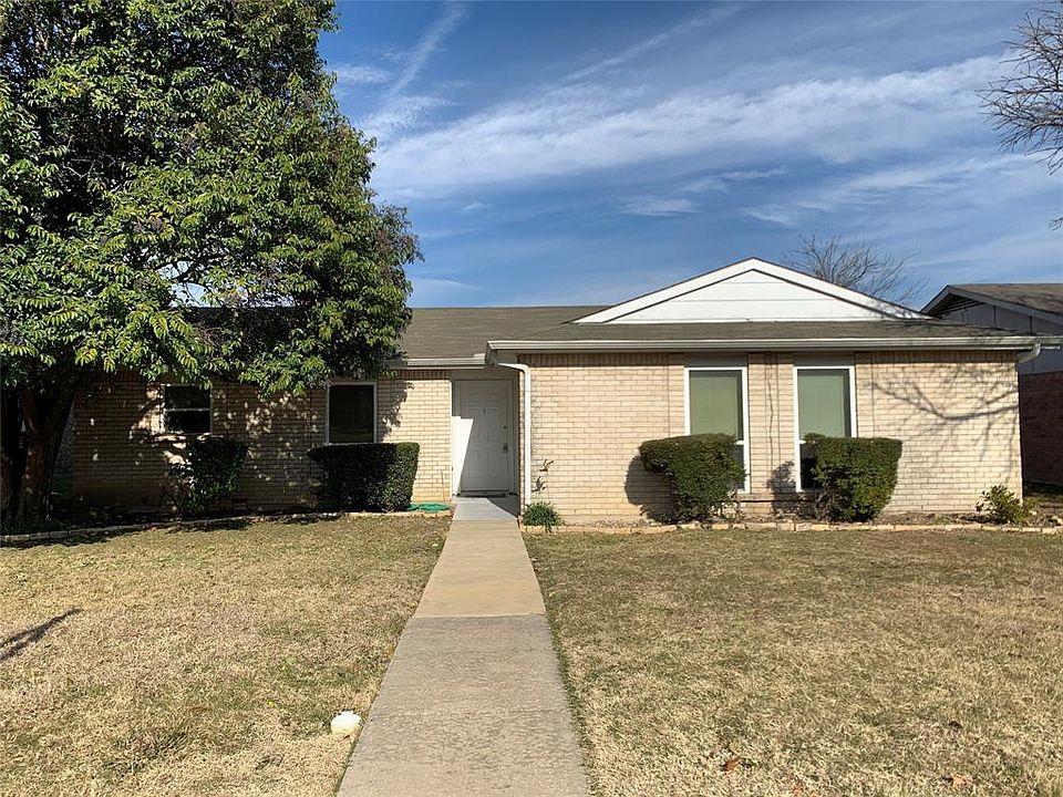 1st image of 2719 Renwick Dr