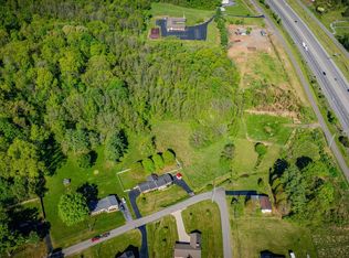 Lawndale Dr, Bristol, VA 24201