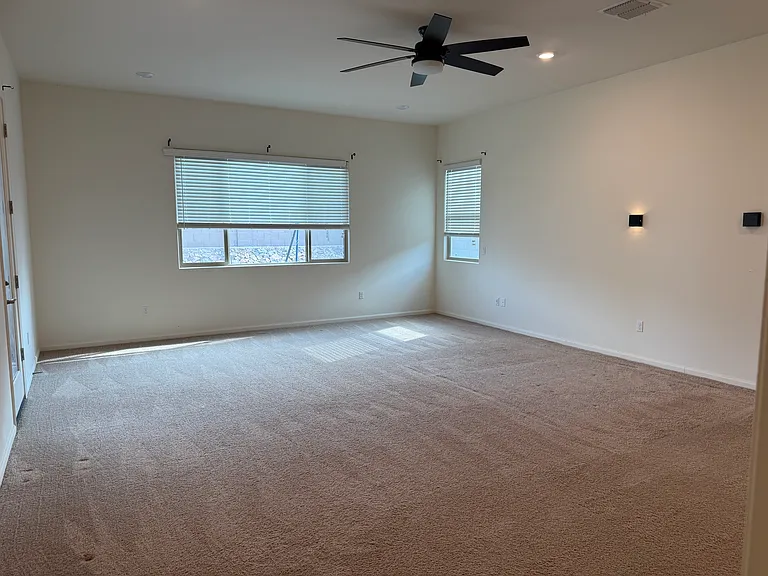 1646 W Aristides St — Photo 32