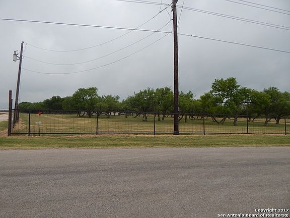 2nd image of 2820 County Road 4516