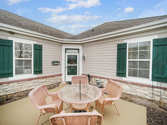 4th image of 23908 W Dayfield Dr