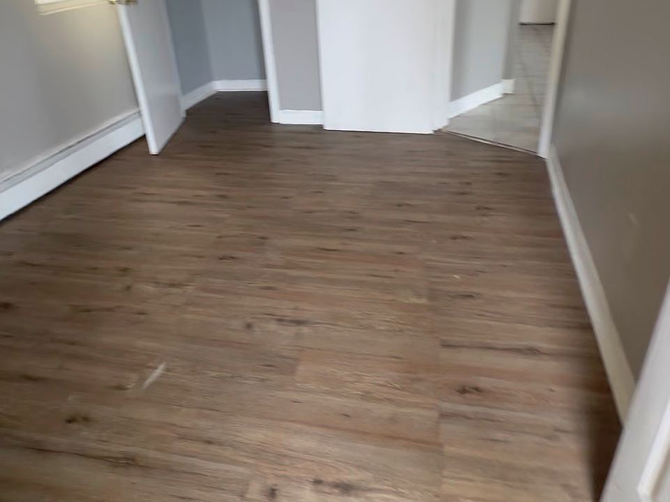 1st image of 263 S 1st St #1